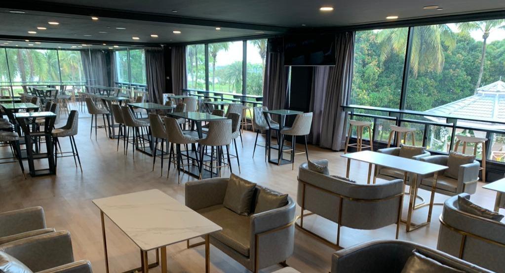 8 Degree Lounge - Orchid Country Club