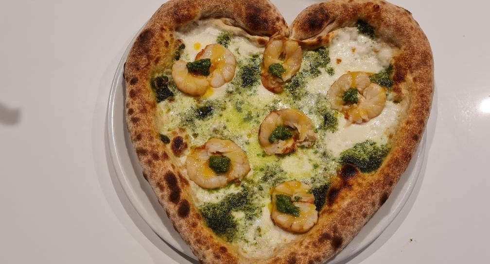 A pizza House photo 1