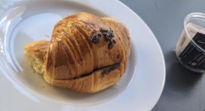 Almas Luxury Food & Drink photo 1