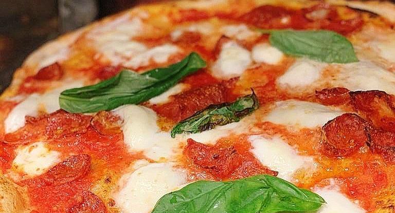 Antica Pizzeria Vesi - Tribunali photo 3