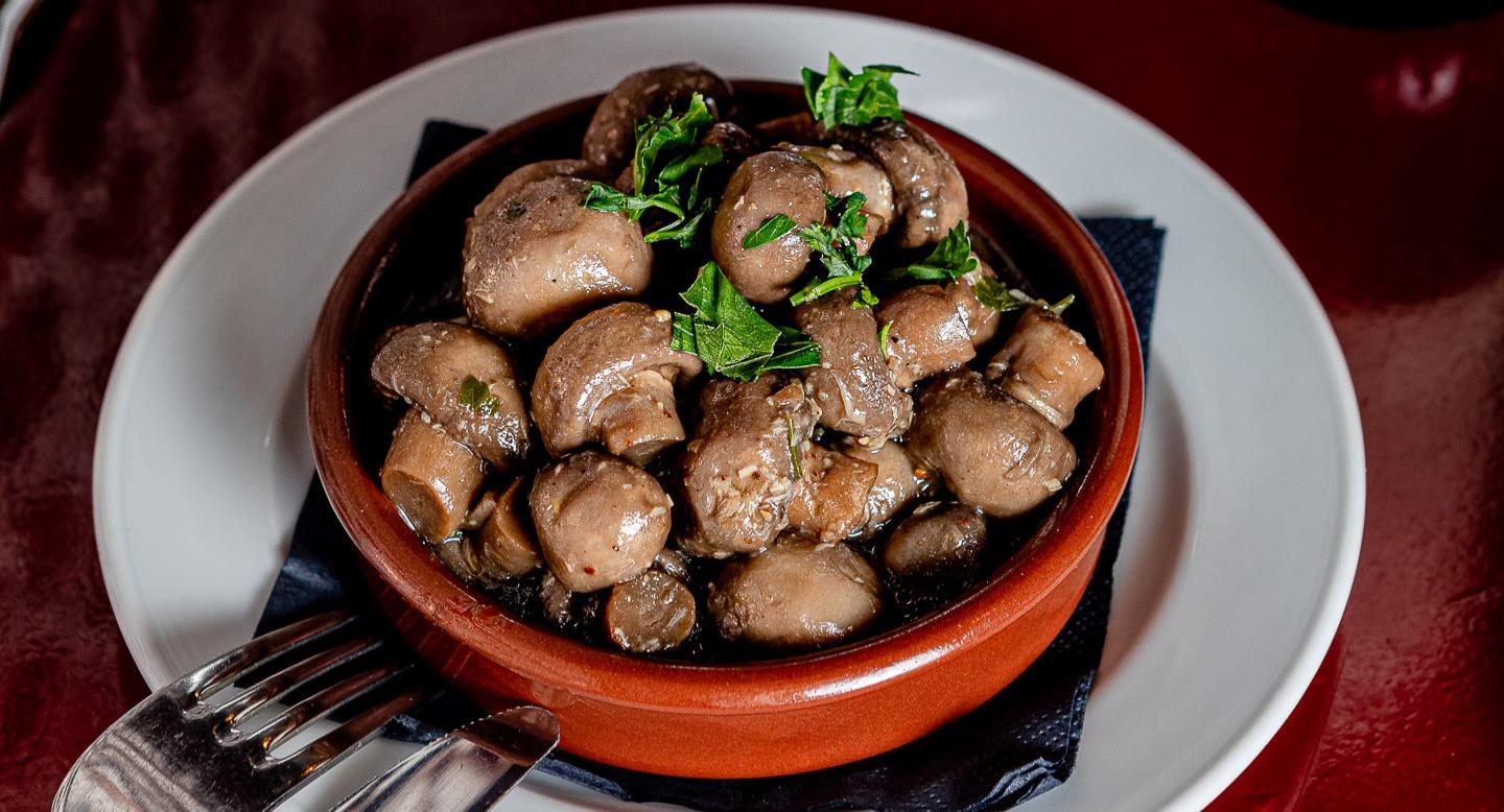 Atame Tapas Bar photo 3