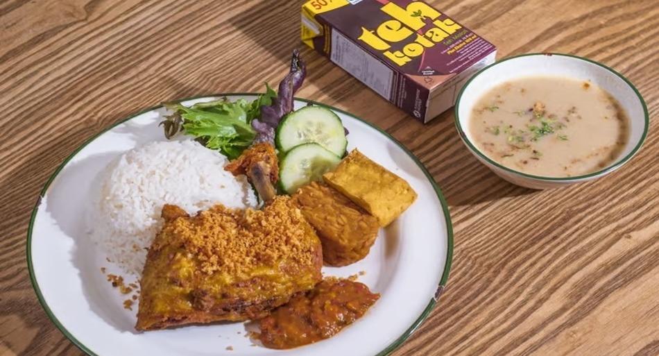 Ayam Penyet Ria - South Melbourne photo 1
