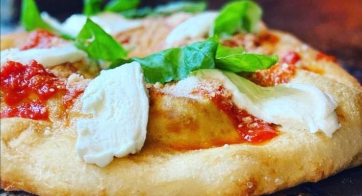 Barca's Restaurant & Pizza