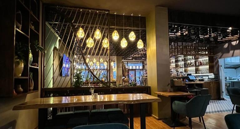 Bonni Fine Sushi & Asian Cuisine