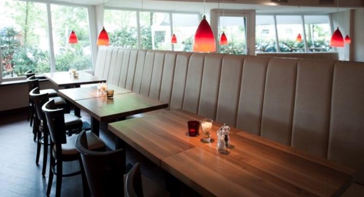 Cafe Strauss photo 2