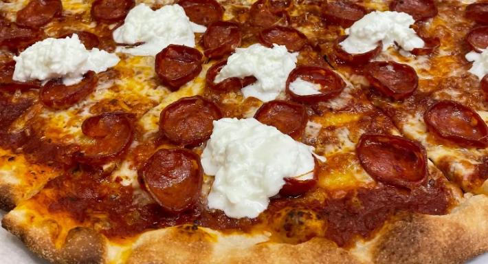 Choice Cuts Pizza & Records