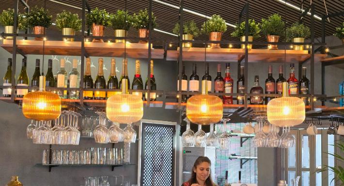 Chutney on top photo 3