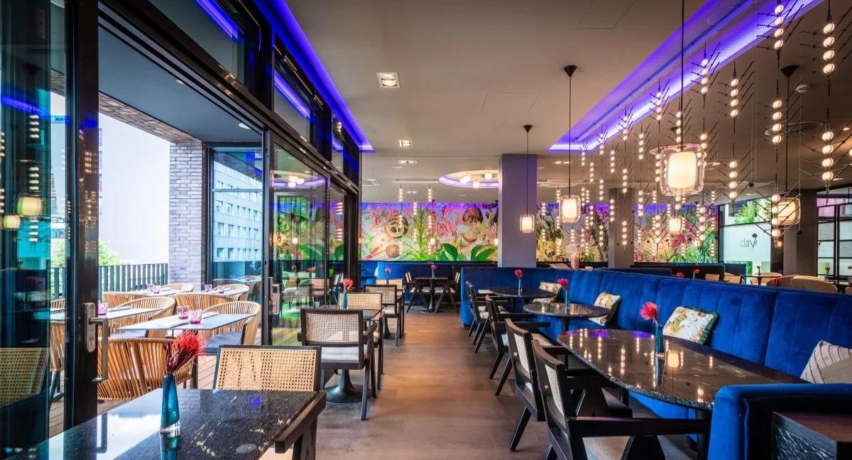 Clash Bar & Restaurant photo 2