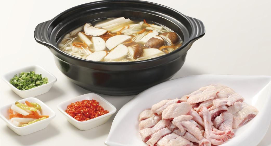 Coconut Chicken Hot Pot 元气椰林椰子鸡火锅 photo 1