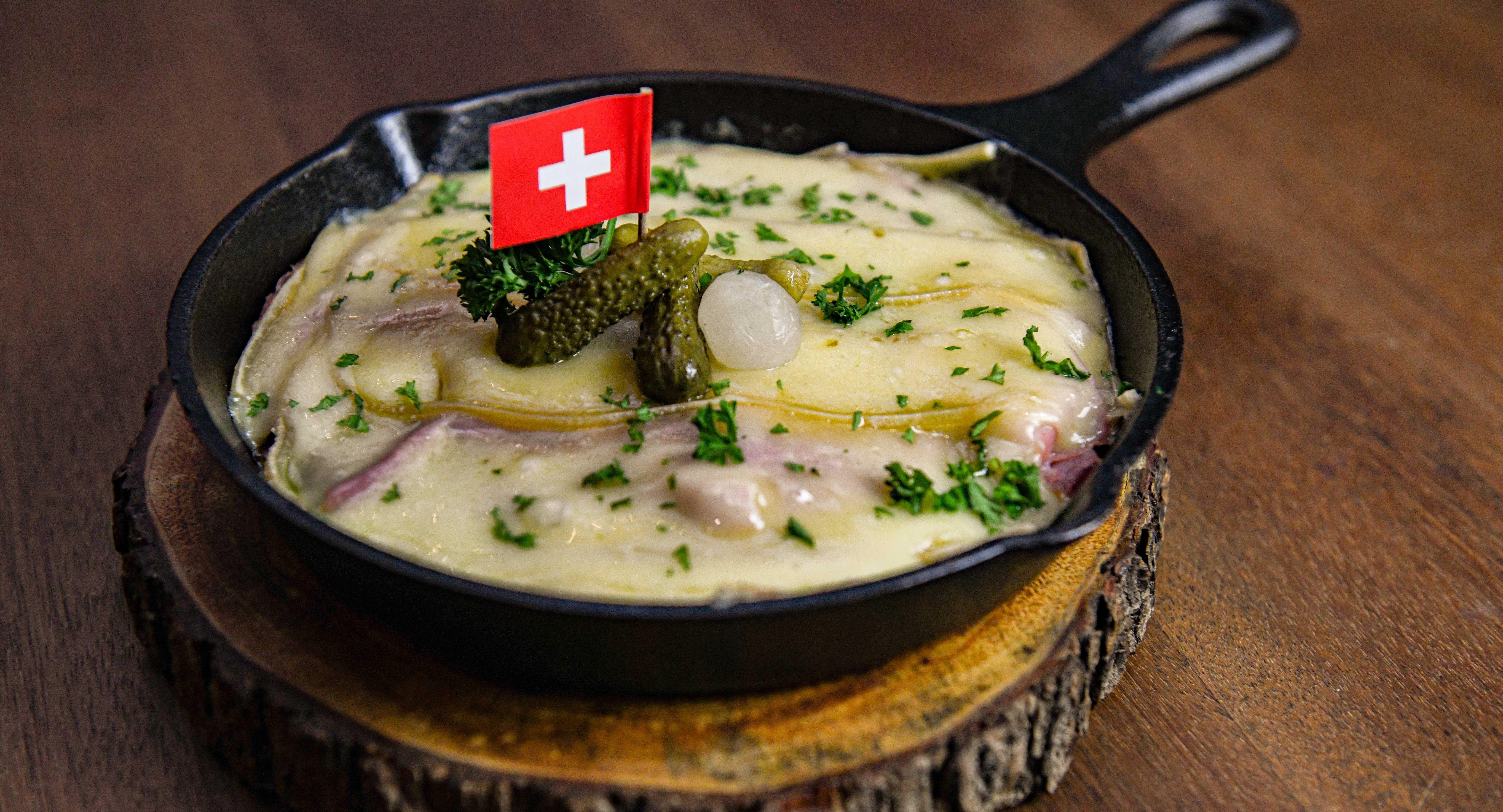 COUCOU Authentic Swiss Restaurant and Bar photo 1