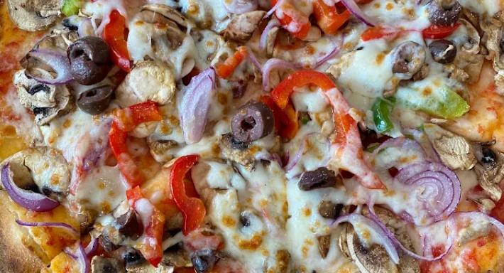 Degani Craigieburn Restaurant Woodoven Pizza photo 1