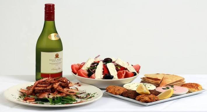 Diethnes Greek Restaurant photo 1