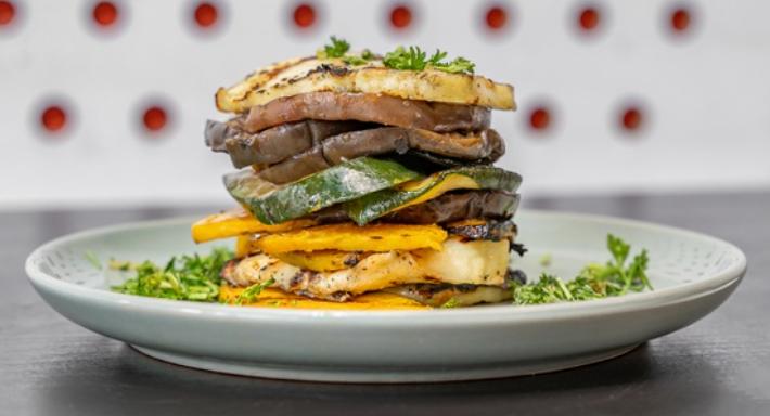 Divini Cafe & Restaurant