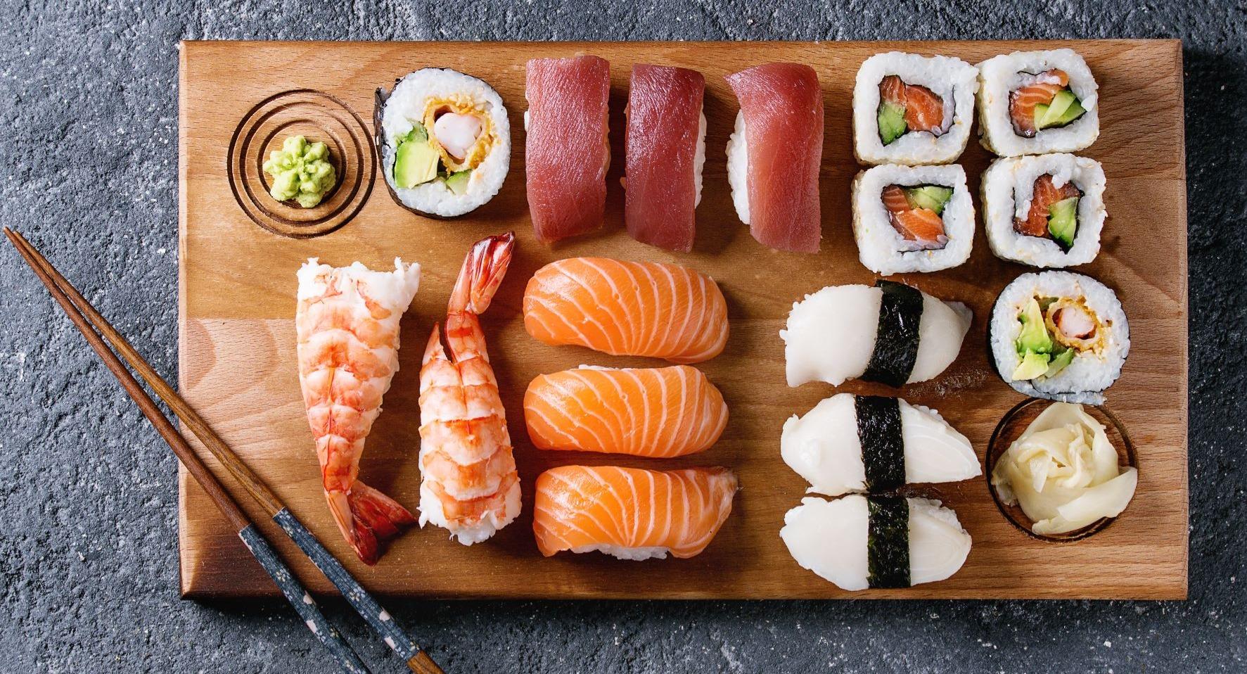 Donburi Sushis-Bowls-Rolls photo 4