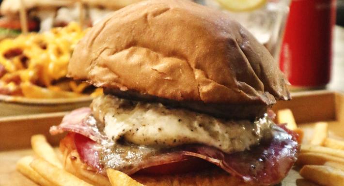 Donegal Public House