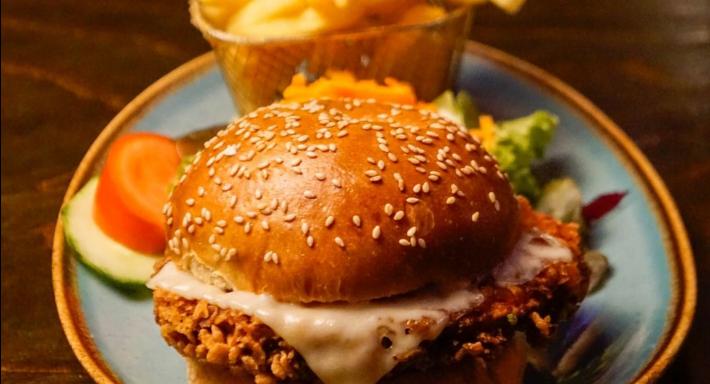 El Chapo Bar & Grill photo 4