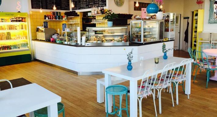 Flamingo Fresh Food Bar photo 2