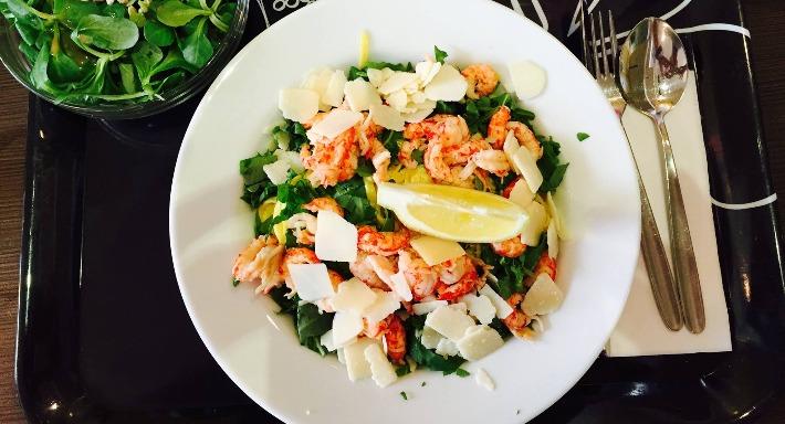 Flamingo Fresh Food Bar photo 4