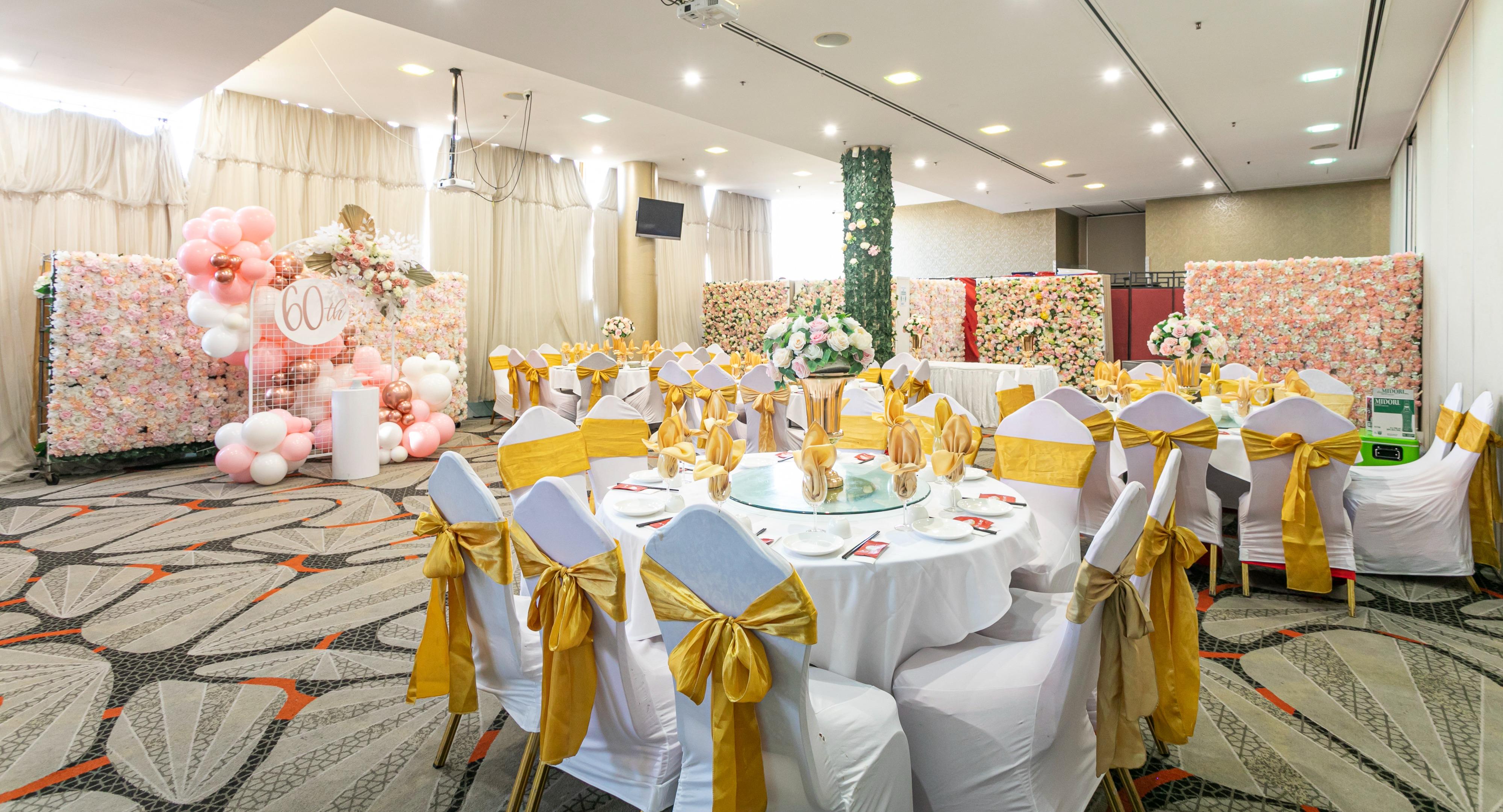 Golden Palace Seafood Restaurant photo 1