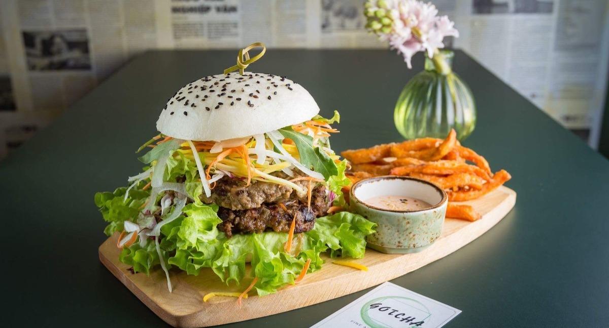 Gotcha Restaurant photo 2