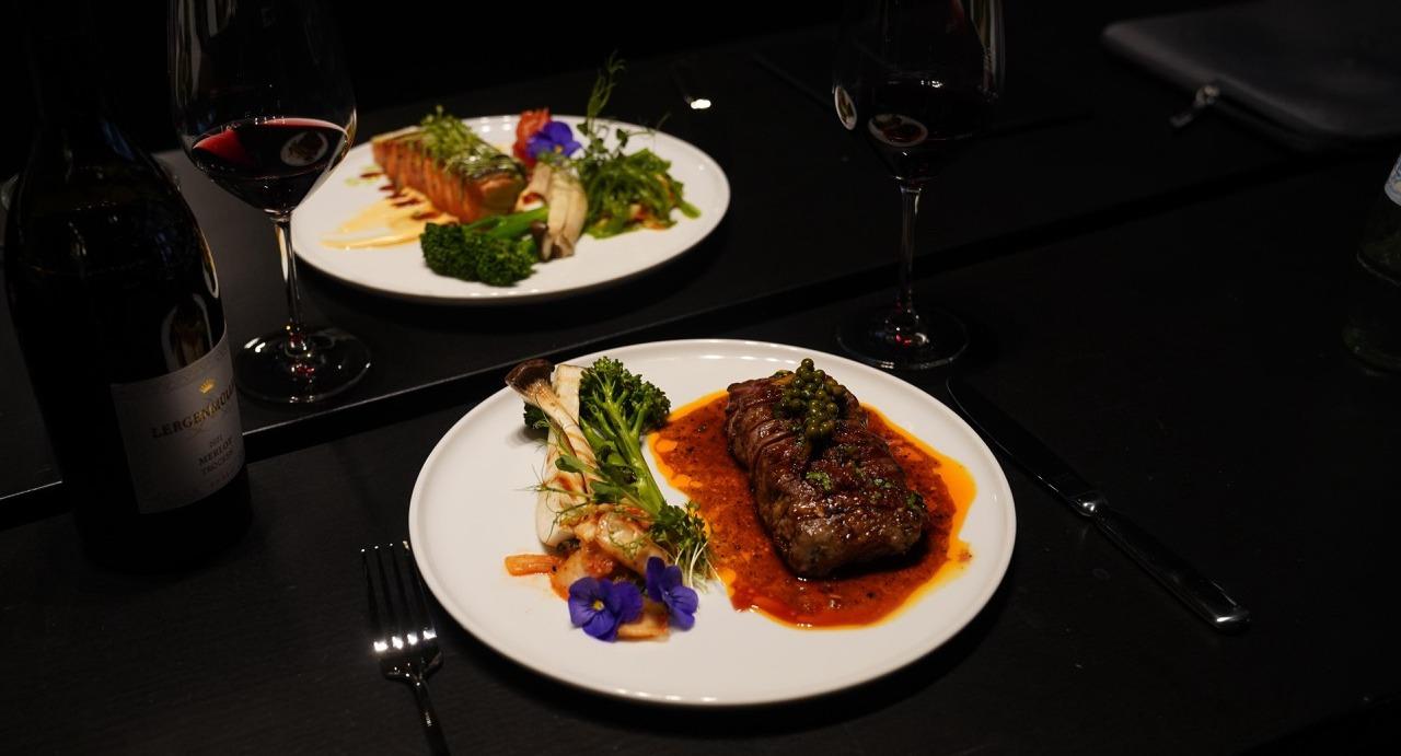 HƯƠNG VIỆT ASIAN FUSION RESTAURANT photo 4