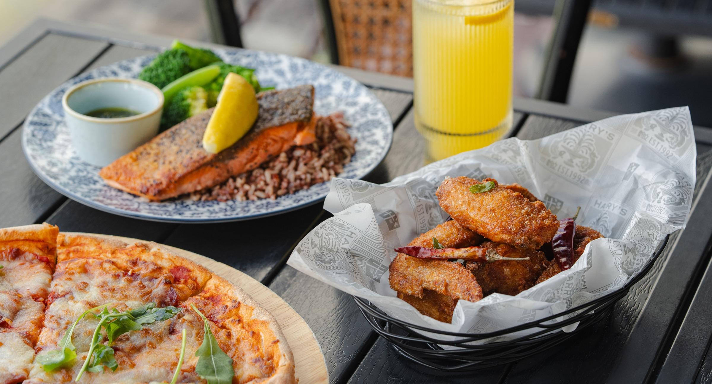 Harry's - Mapletree Business City photo 1