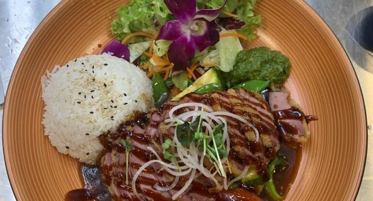 Hoang Deli Restaurant photo 2