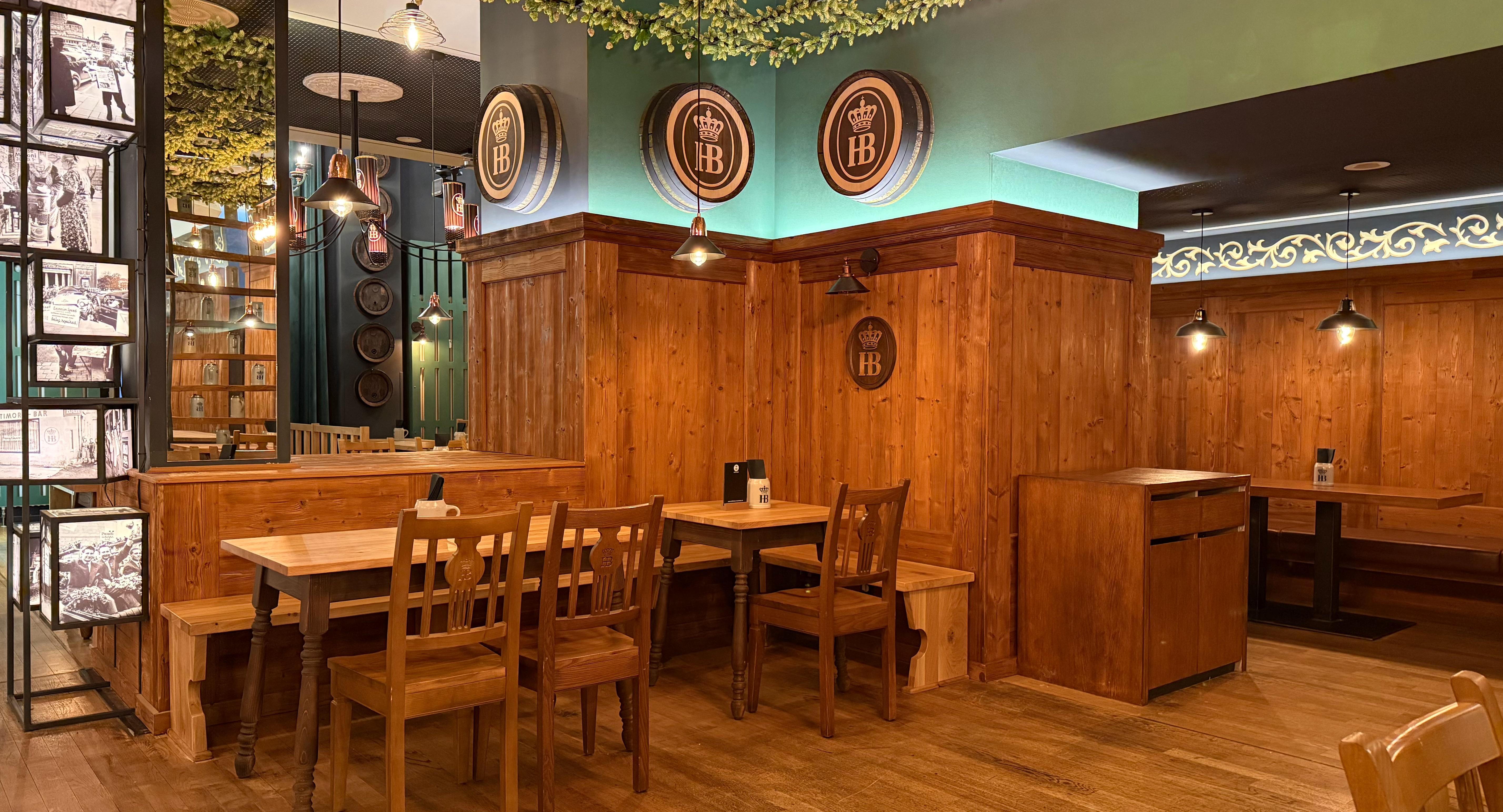 Hofbräu im Deutschen Theater photo 3