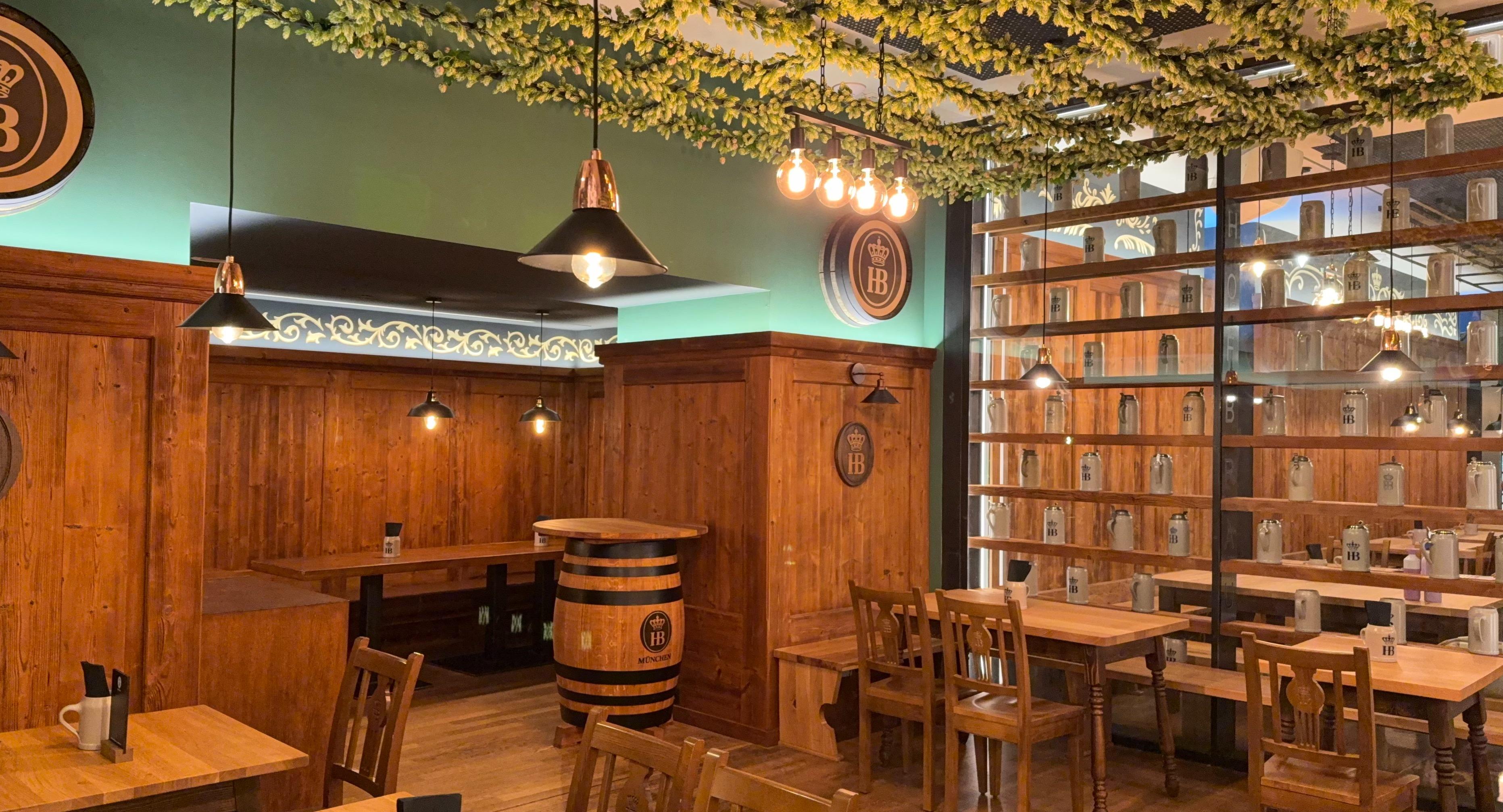 Hofbräu im Deutschen Theater photo 5