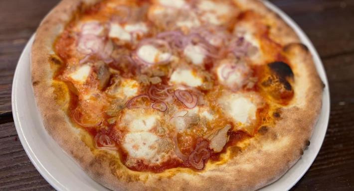 La Benedetta osteria vino pizza photo 1