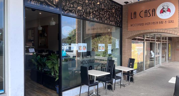 La Casa Woodfired Pizza Pasta Bar and Grill photo 3