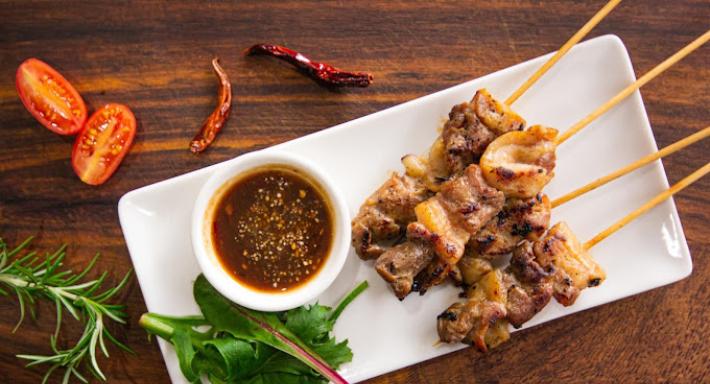 La Moon Thai Cuisine