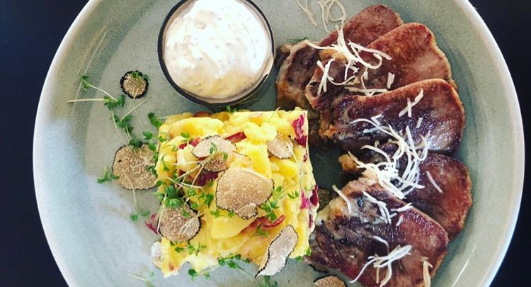 Laurin Restaurant & Bar