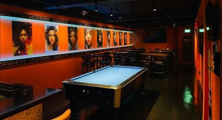 Legends Bar photo 2
