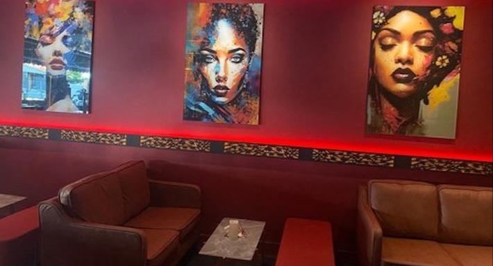Legends Bar photo 4