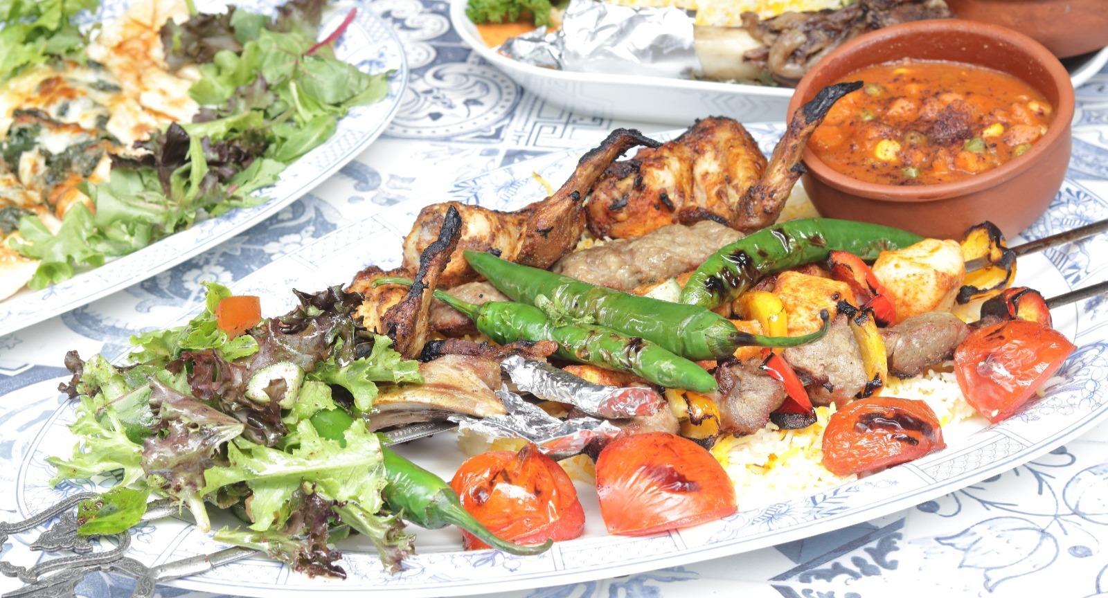 Lira Resto Bar · Pasha Mezza and Grill