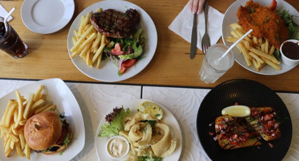 M at Maso's - St George Masonic Club photo 2