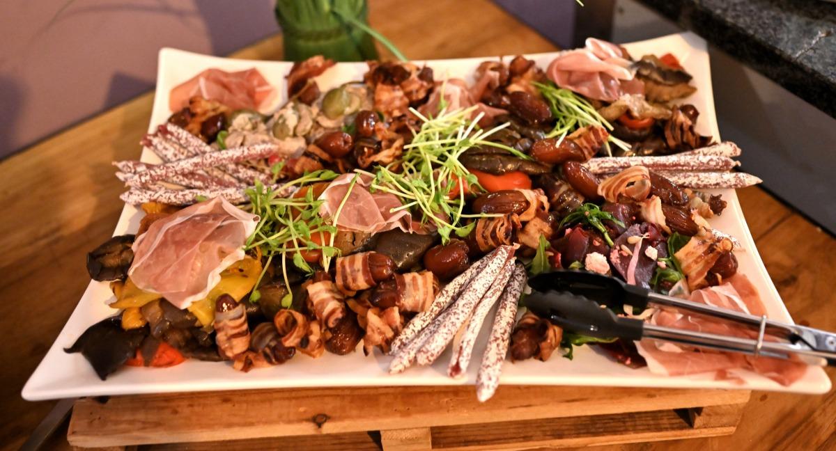 Meet & Eat by Riha photo 2