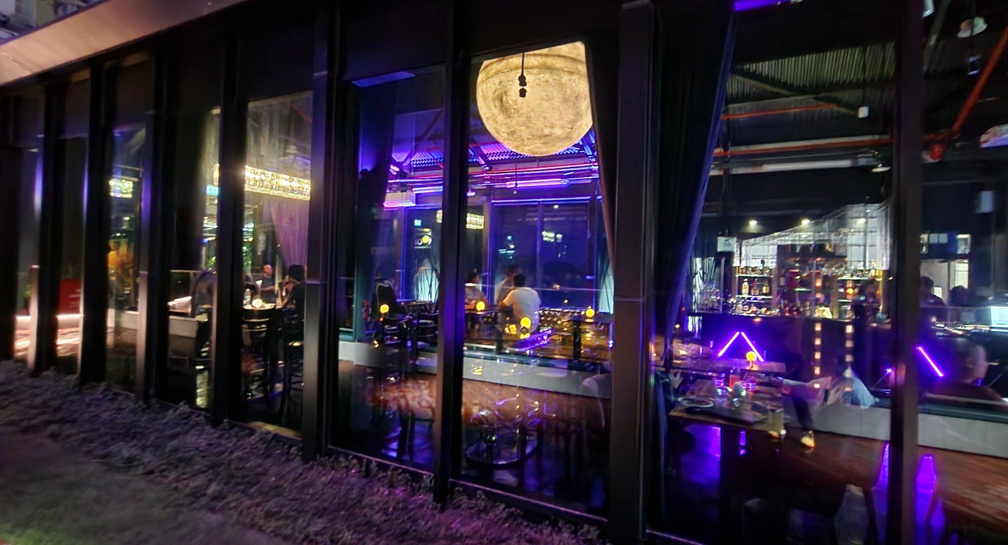Moon Rooftop Bar & Lounge photo 1