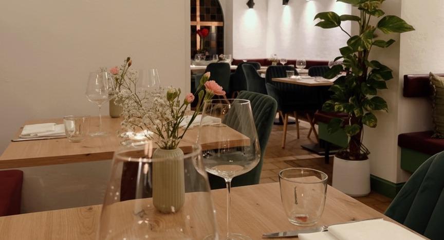 Nah & Fern | Fusion Kitchen photo 5