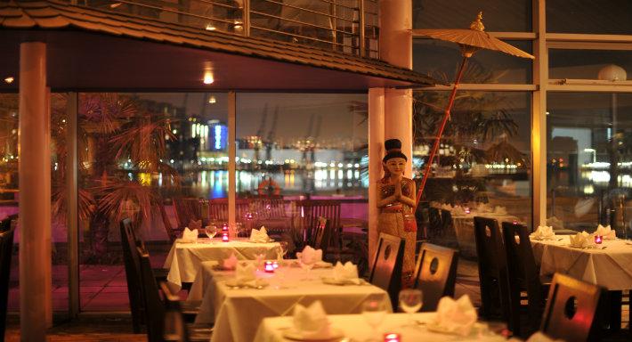 Nakhon Thai - Royal Docks E16 photo 3