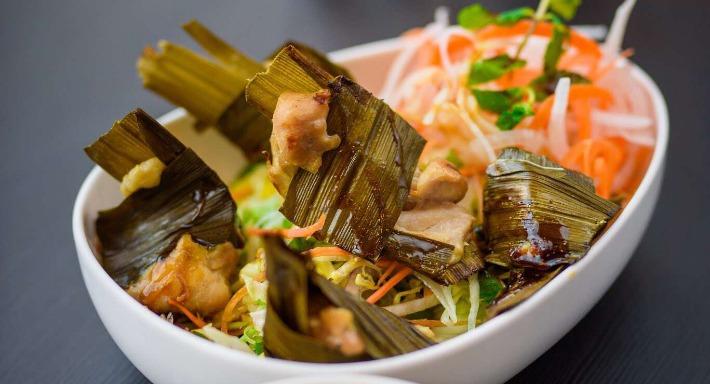 Nom Restaurant photo 4