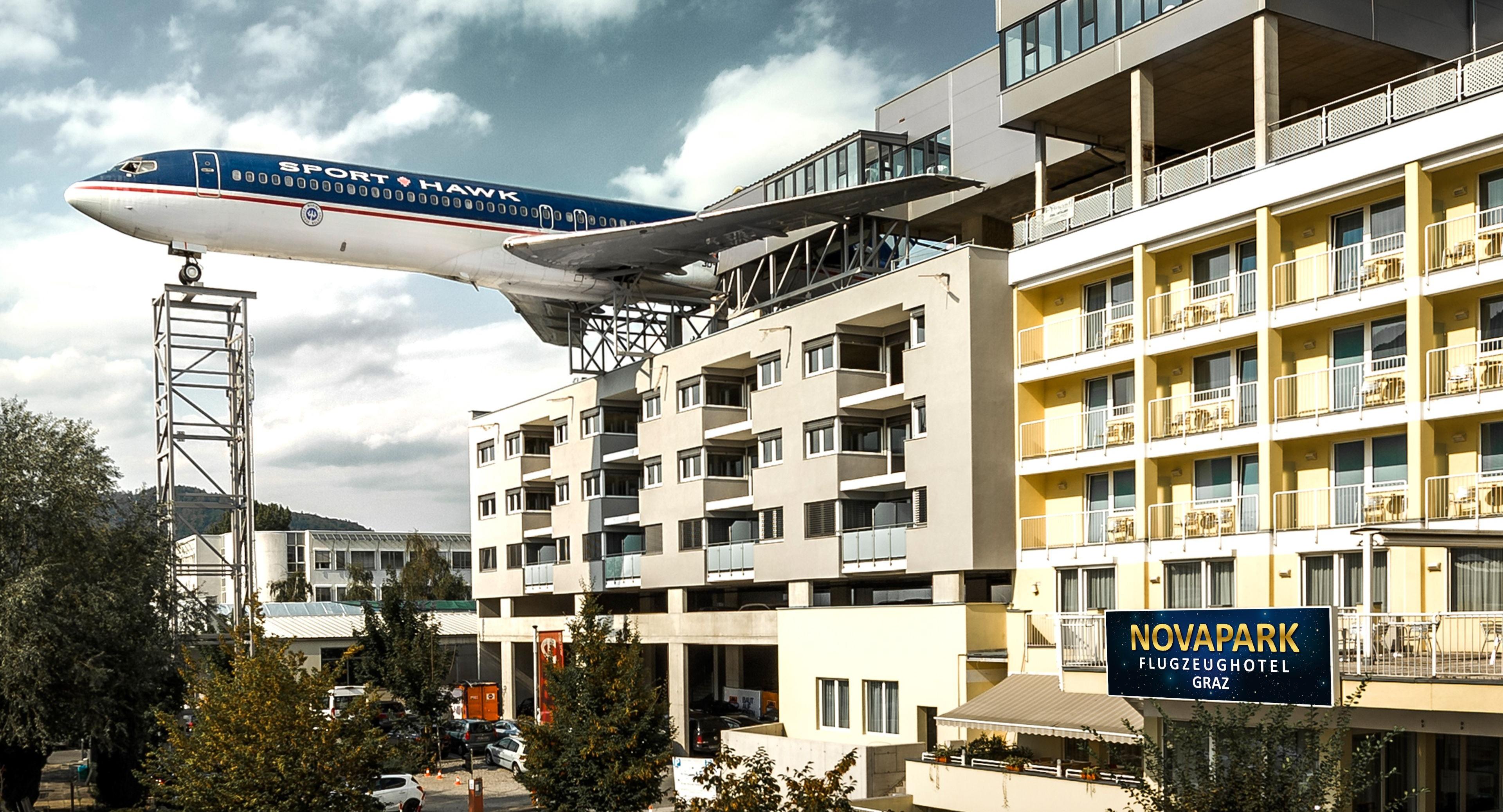 NOVA-AIR 80s Fliegerbar Il-62M photo 4