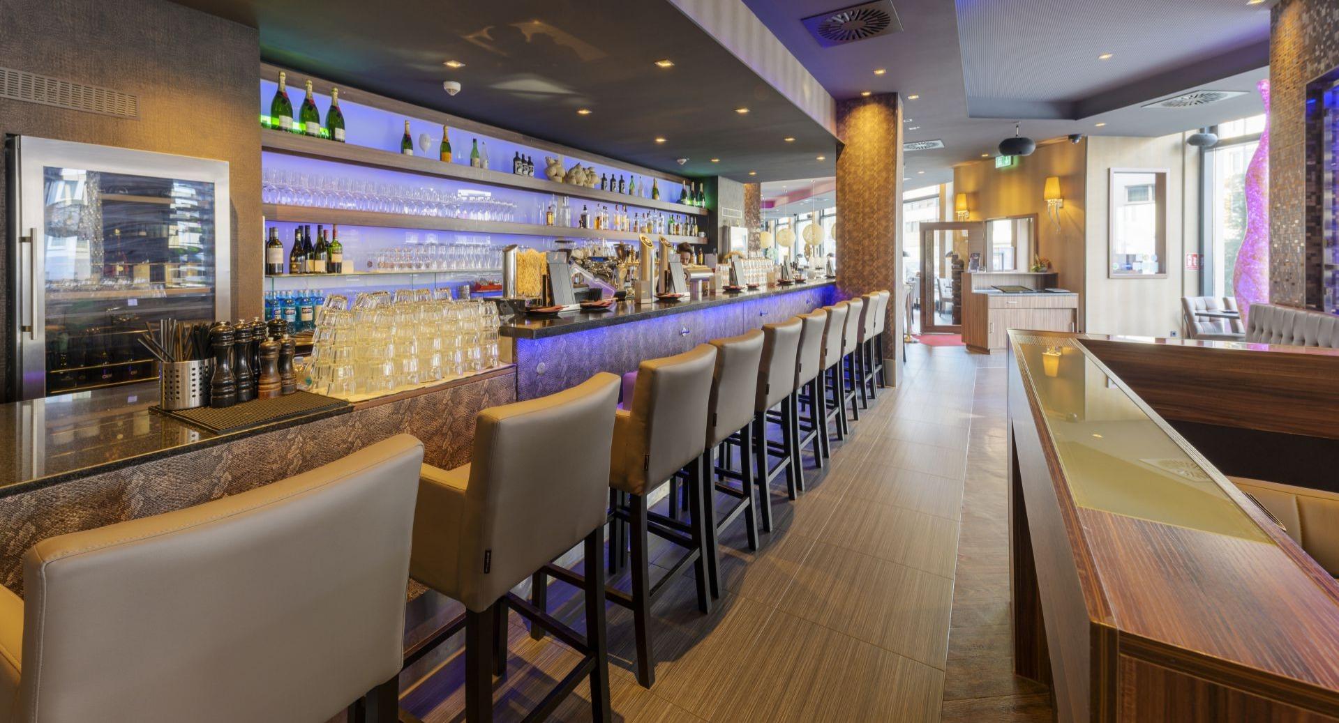 Okinii Köln photo 4