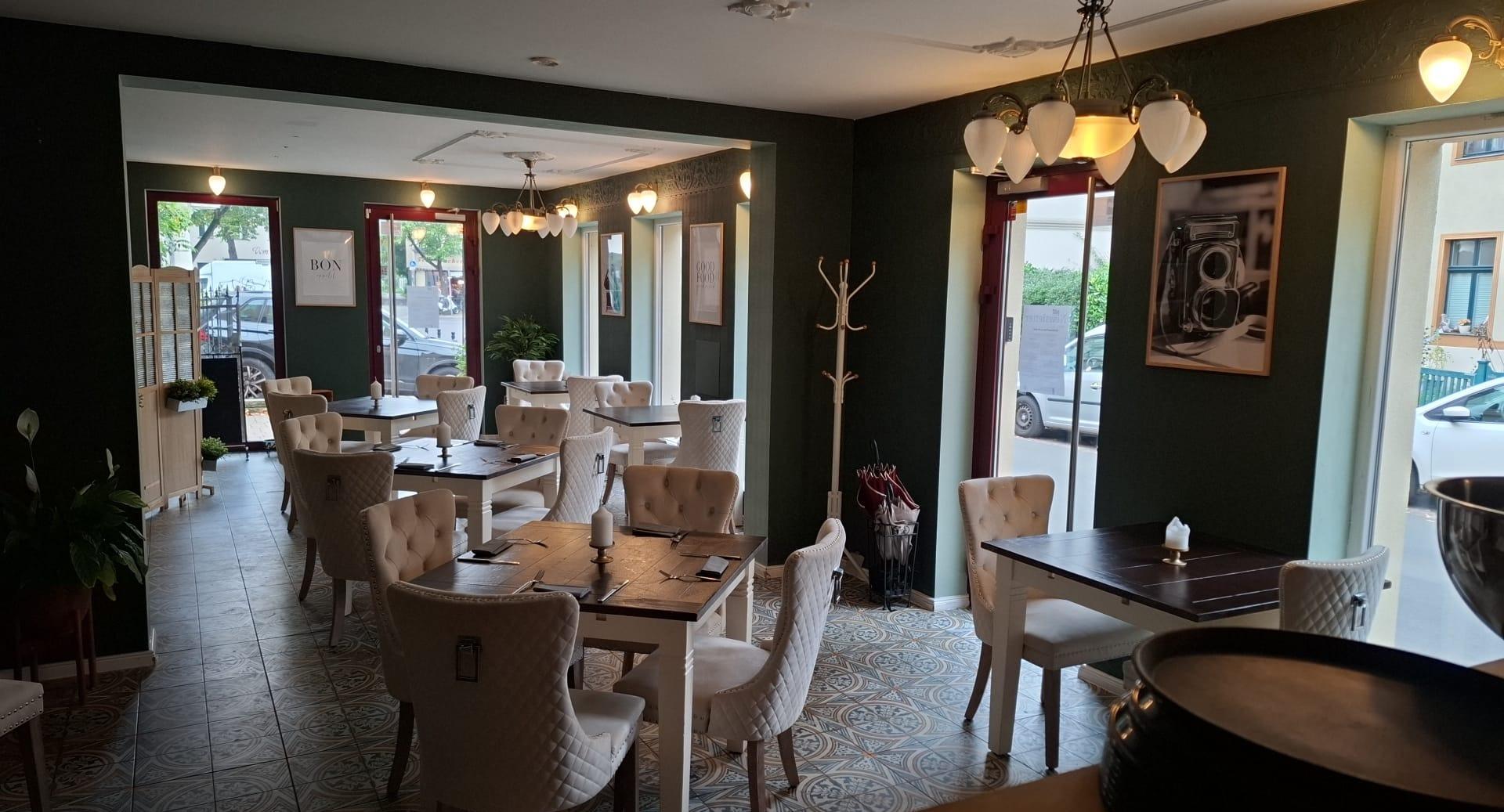 Patta  Restaurant & Café photo 5