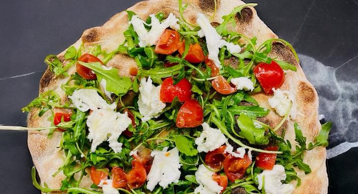 Pizza Tredici Mezzocammino photo 1