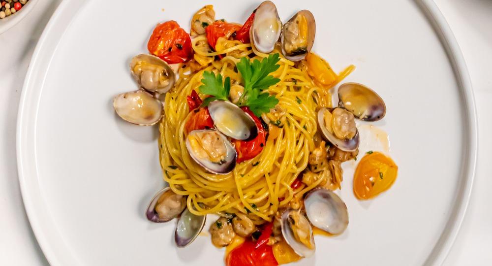 Riviera Restaurant & Bar