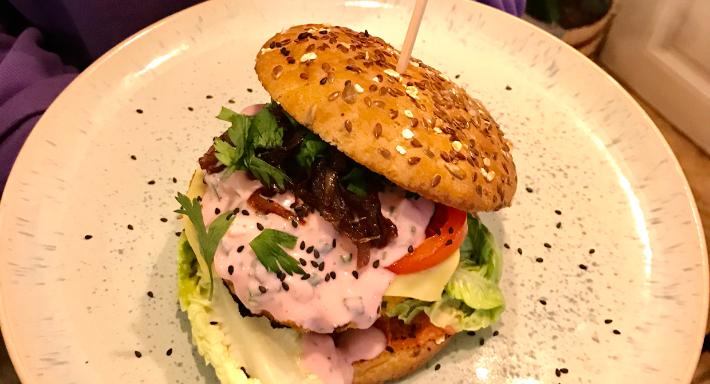 roots. Pflanzencafé photo 2