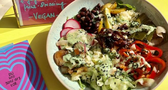 roots. Pflanzencafé photo 3