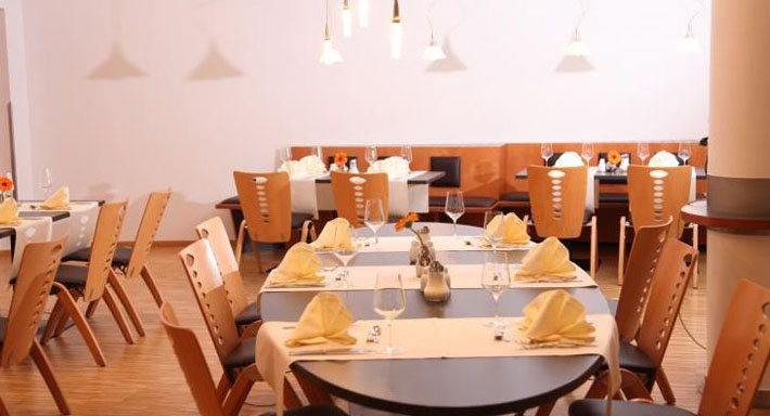 Roter Salon photo 2
